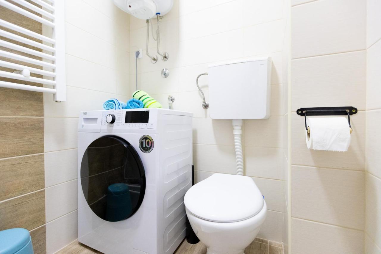 Apartment Self Check In 00-24 Mm Белград Екстериор снимка