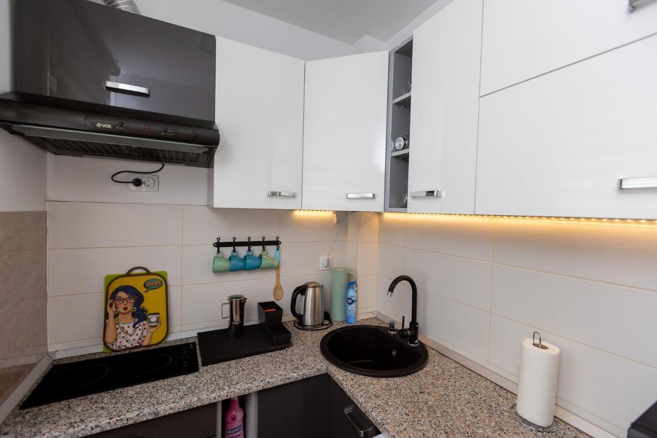 Apartment Self Check In 00-24 Mm Белград Екстериор снимка